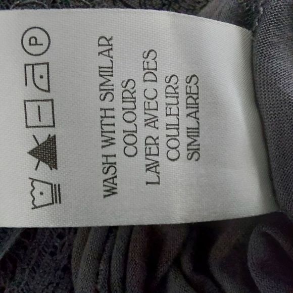 Floral Lace Trim Top - Gray - Picture 7 of 7